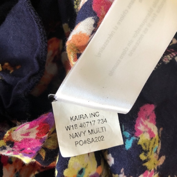 Band of Gypsies Navy Multi Floral Romper Size M - Picture 6 of 6